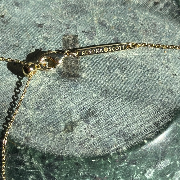 Kendra Scott Juliette Necklace - Picture 4 of 4